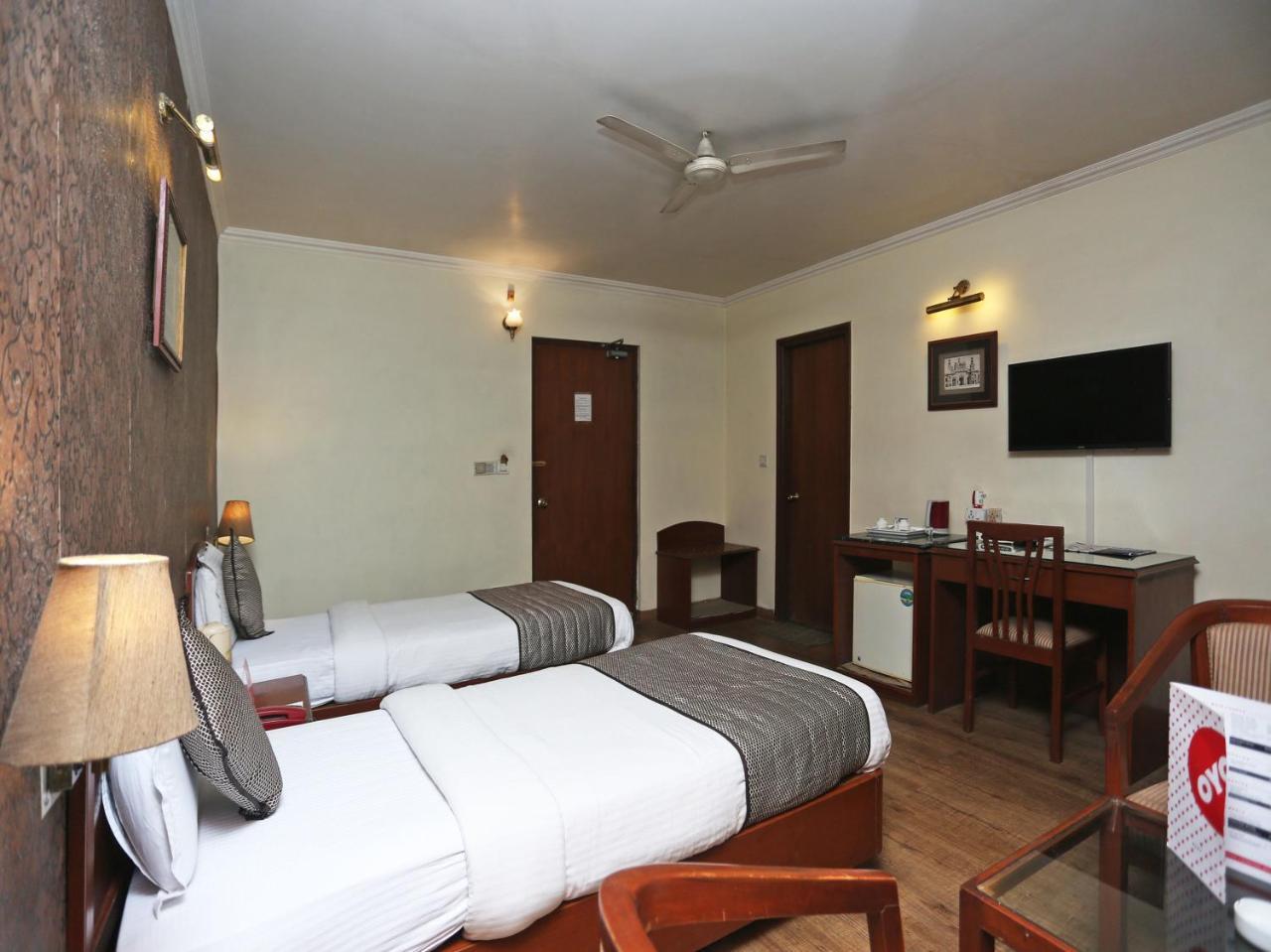 Oyo 3499 Tekarees Inn Lucknow Exterior photo